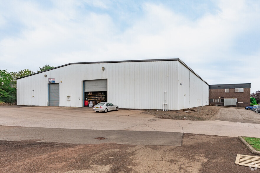 Nobel Rd, Dundee to rent - Primary Photo - Image 2 of 2