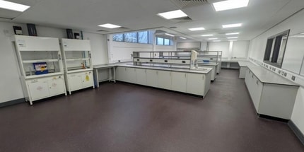 Kings Hedges Rd, Cambridge to rent Interior Photo- Image 2 of 4