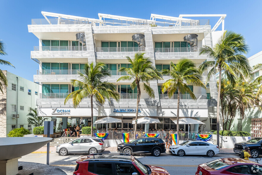 1437 Collins Ave, Miami Beach, FL for sale - Primary Photo - Image 1 of 1