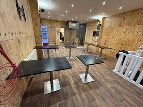 29 Church St, Manchester to rent Interior Photo- Image 2 of 6