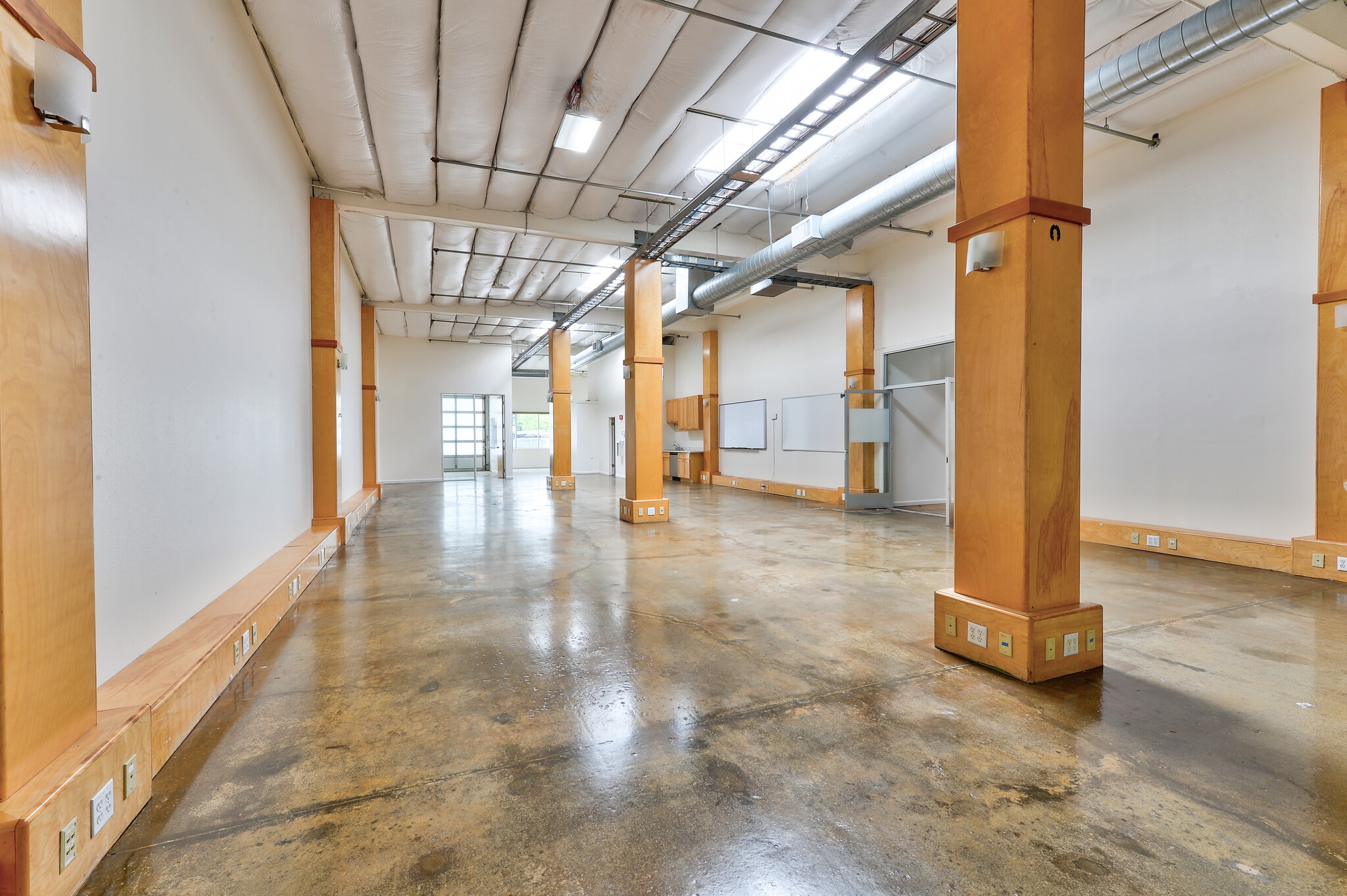 977-979 Commercial St, Palo Alto, CA to rent Building Photo- Image 1 of 11