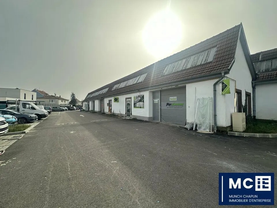 Vente Local d'activités 354 m² - Photo 1