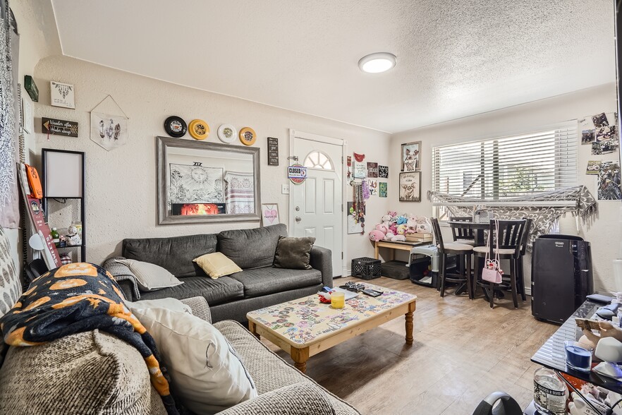 4439 W Nevada Pl, Denver, CO for sale - Building Photo - Image 3 of 13