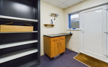 15 Stuart Ter, Pontyclun for sale Interior Photo- Image 2 of 4