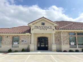 800 N Plano Rd, Richardson, TX for rent Building Photo- Image 1 of 3