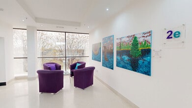 6 Darby Clos, Swindon to rent Matterport 3D Scan- Image 1 of 5