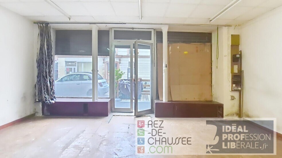 Office in Paris for sale - Interior Photo - Image 2 of 6