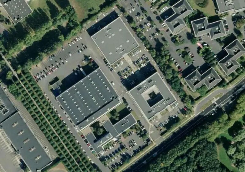 Light Industrial in Roissy-en-France to rent - Aerial - Image 3 of 3