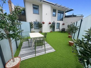 352-356 Battersea Park Rd, London to rent Building Photo- Image 2 of 8