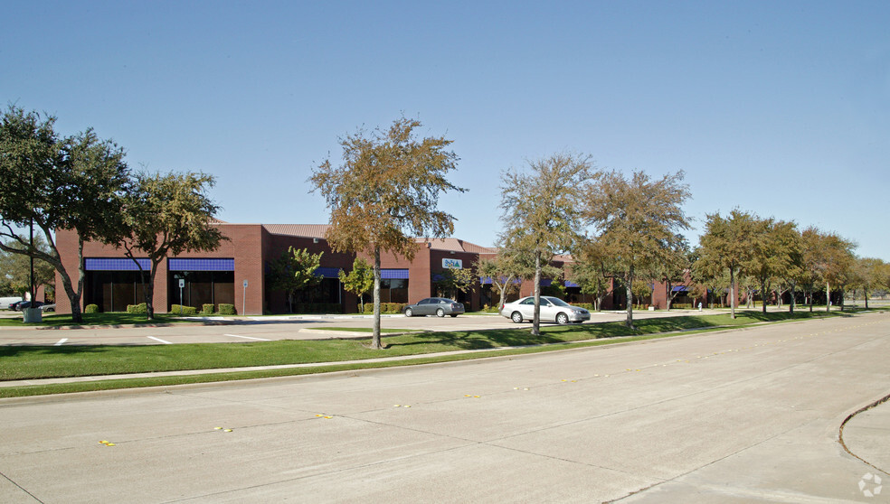 1101 Resource Dr, Plano, TX for rent - Building Photo - Image 3 of 9