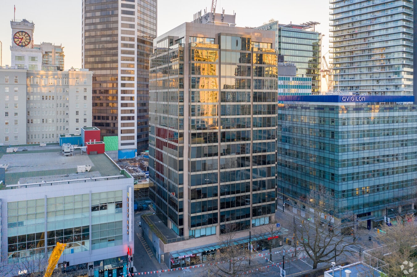 605 Robson St, Vancouver V6B 5J3 Office for Rent