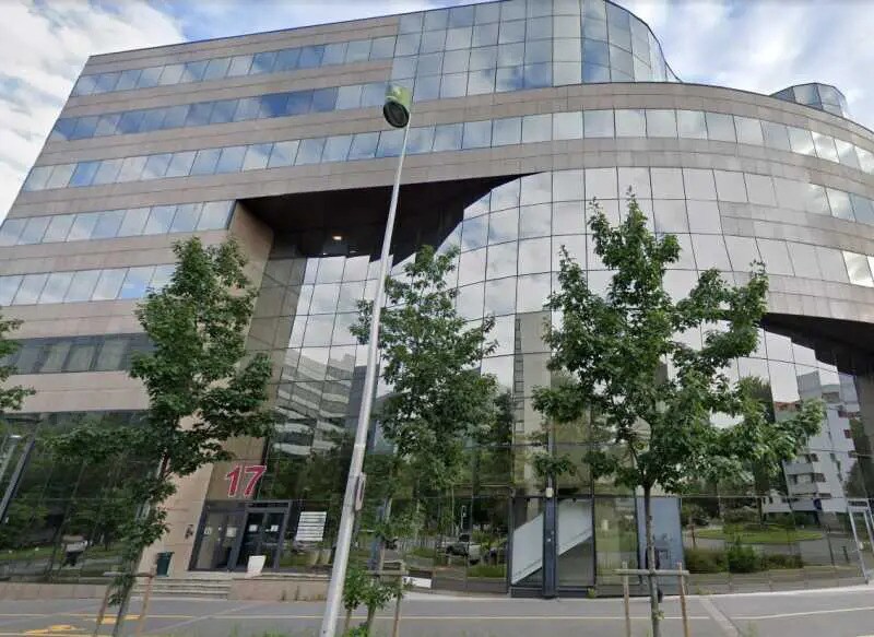 Office in Noisy-le-Grand to rent Building Photo- Image 1 of 8