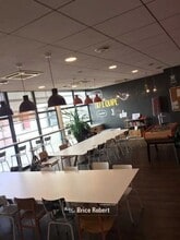 Office in Saint-Priest to rent Interior Photo- Image 2 of 5