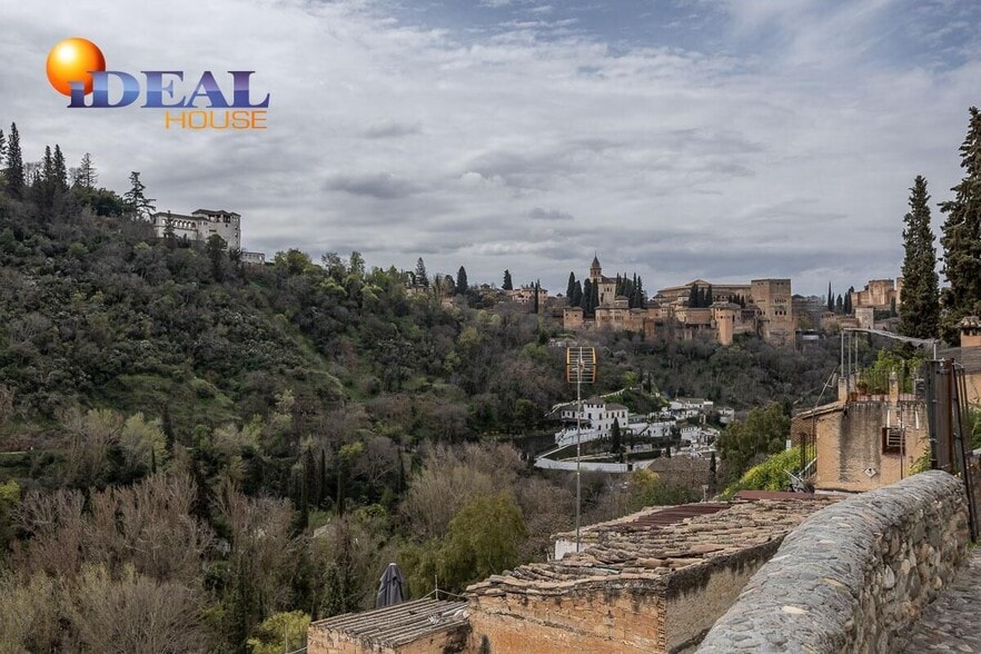 Land in Granada, Granada for sale - Aerial - Image 2 of 18