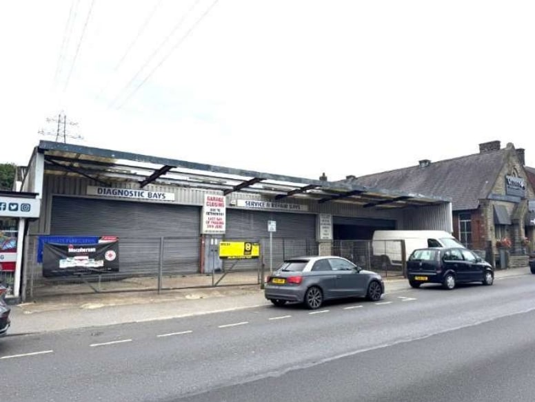 141–143 Wakefield Road Scissett portfolio of 2 properties for sale on LoopNet.co.uk - Building Photo - Image 2 of 7