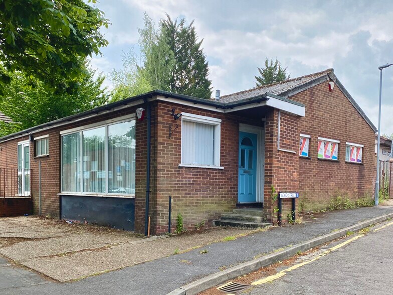 184 Park St, Luton for sale - Building Photo - Image 1 of 1