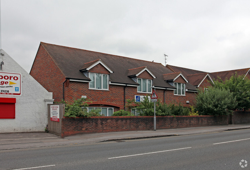 High St, Princes Risborough for sale - Primary Photo - Image 1 of 1