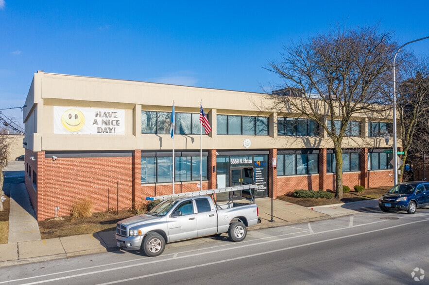 5559 N Elston Ave, Chicago, IL to rent - Building Photo - Image 2 of 7