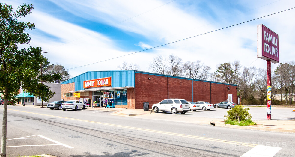 913 1st St SW, Childersburg, AL for sale - Primary Photo - Image 1 of 1