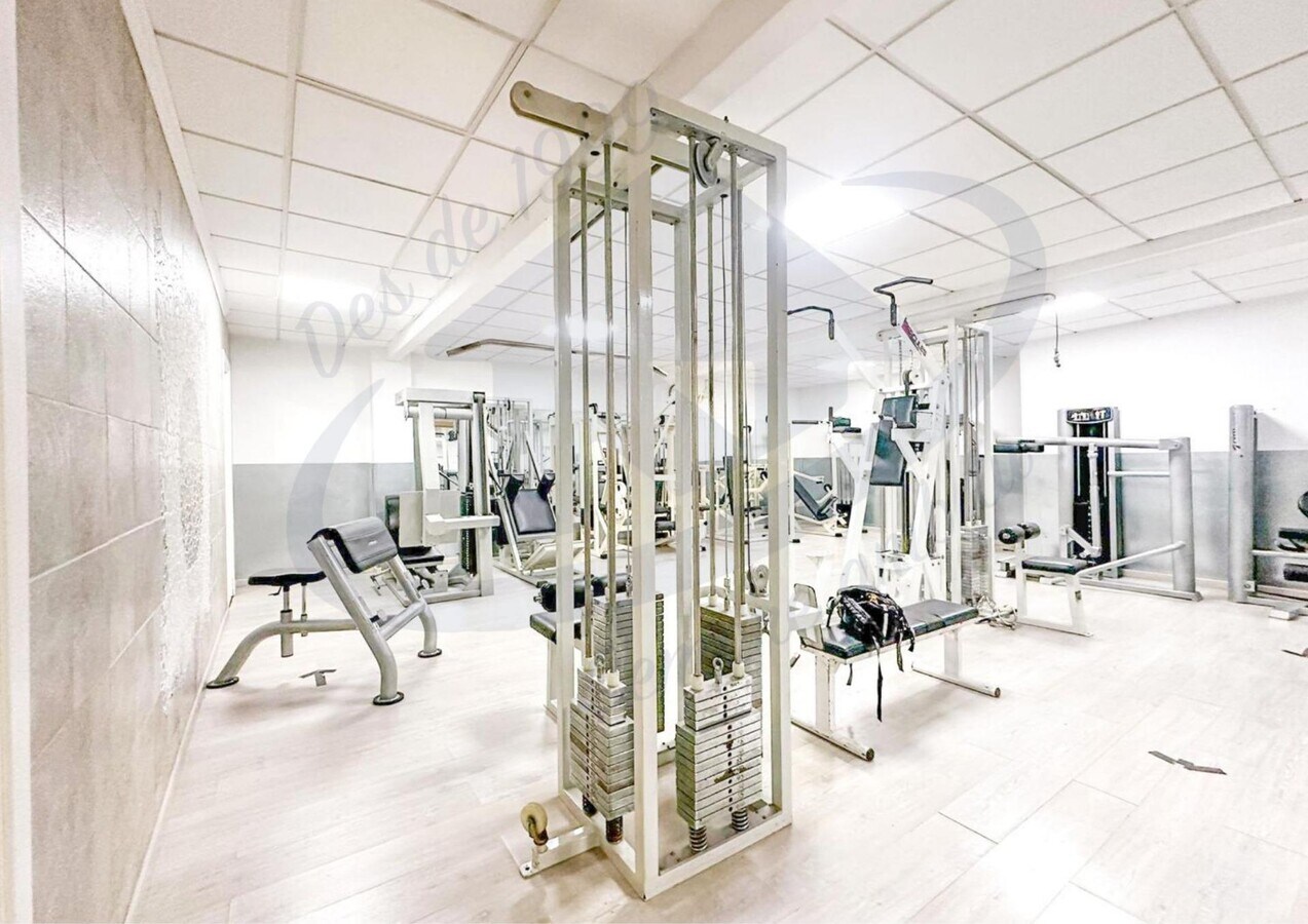 Passeig Dr Moragas, Barberà del Vallès, BAR 08210 -  -  - Interior Photo - Image 1 of 5