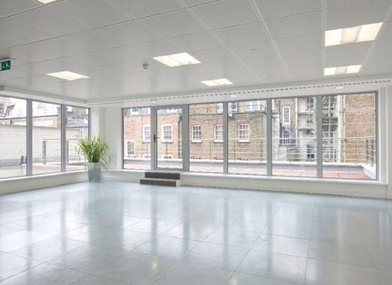 85-86 Newman St, London to rent - Lobby - Image 3 of 12