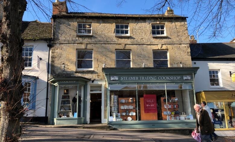 10 Market Sq, Witney for sale - Primary Photo - Image 1 of 1