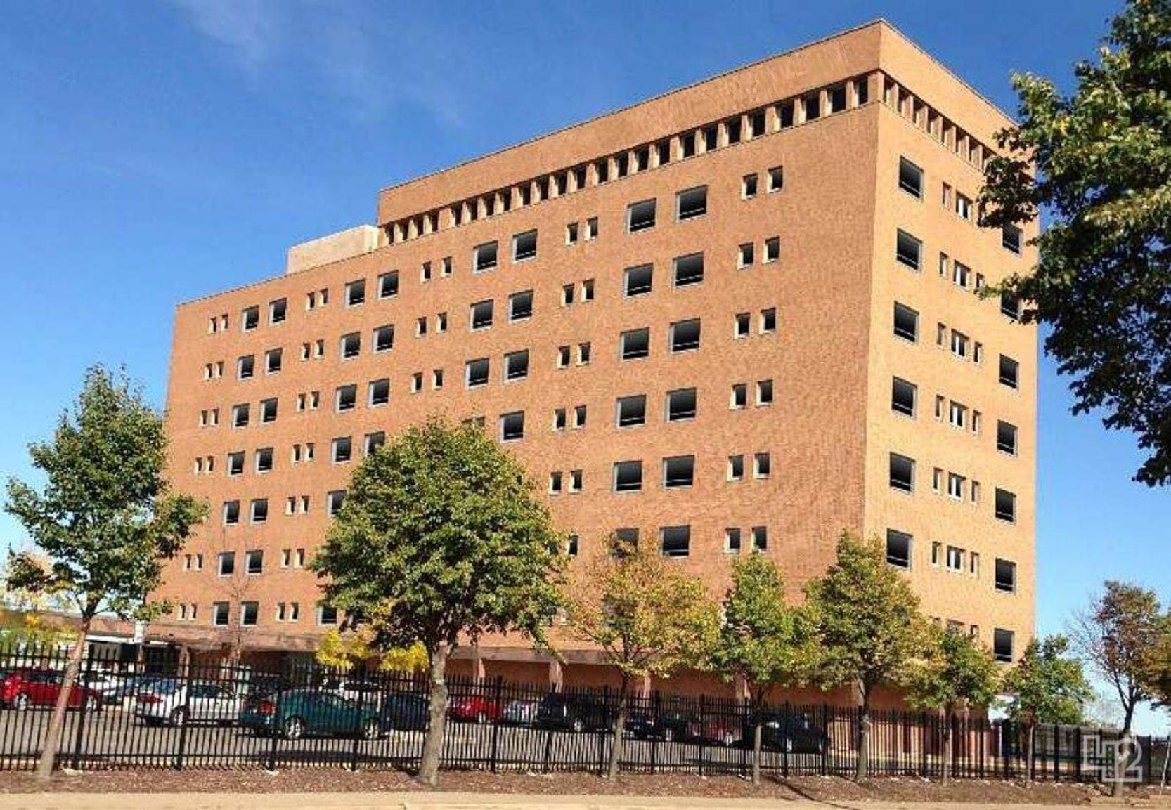 393 Dunlap St N, Saint Paul, MN to rent Building Photo- Image 1 of 4