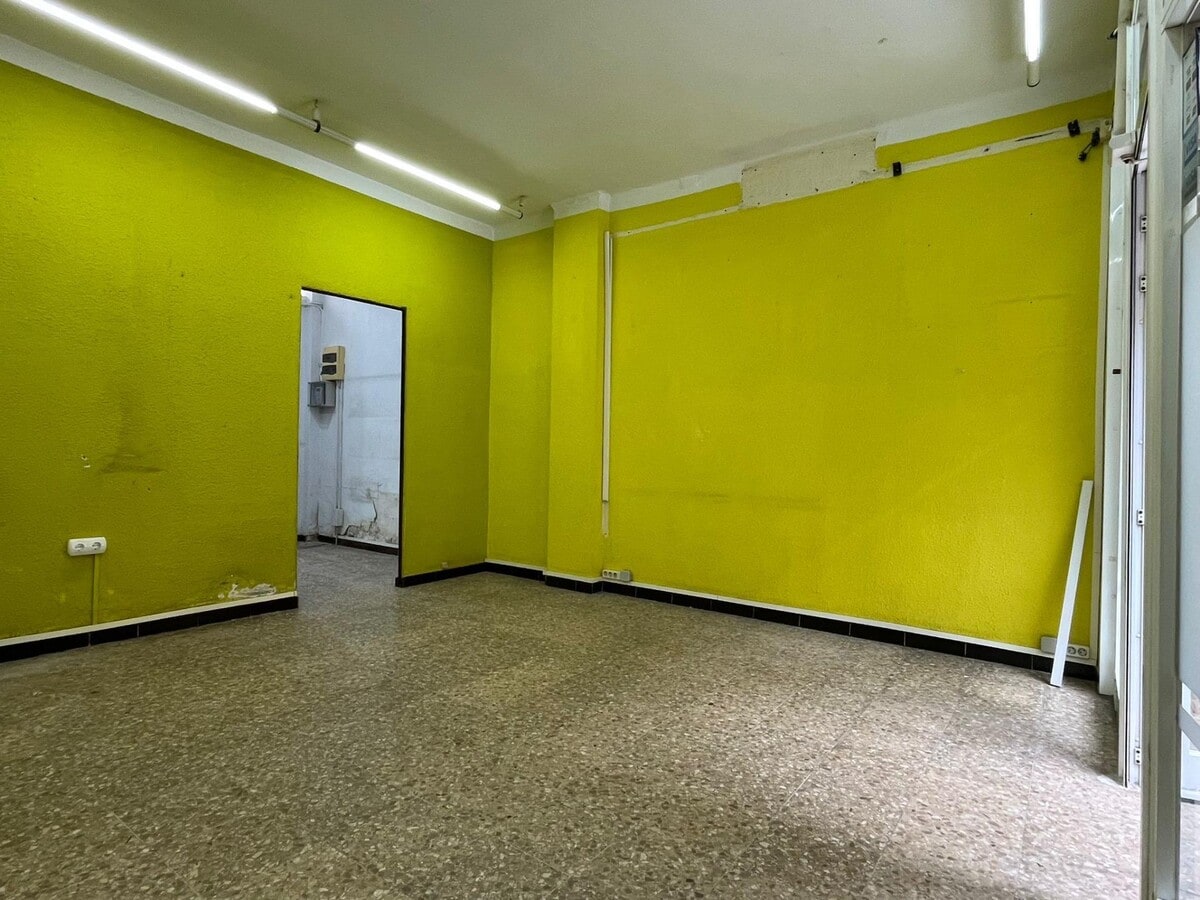 L'Hospitalet de Llobregat, BAR 08902 - Unit - -  - Interior Photo - Image 1 of 7