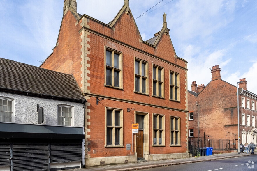 53 High St, Burton On Trent for sale - Primary Photo - Image 1 of 1