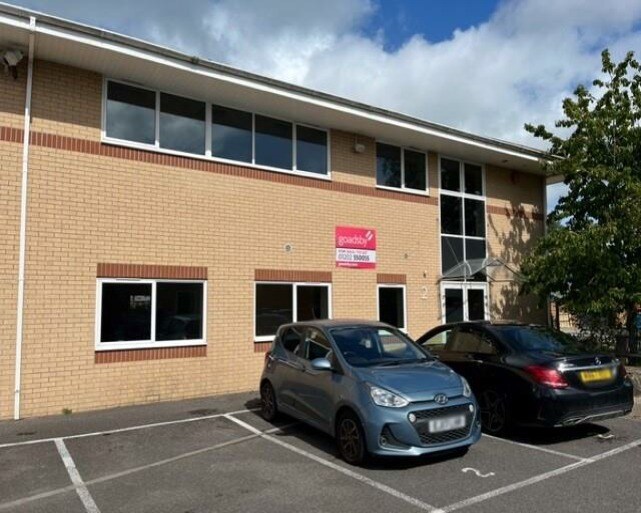 1-2 Pullman Way, Ringwood for sale - Primary Photo - Image 1 of 1