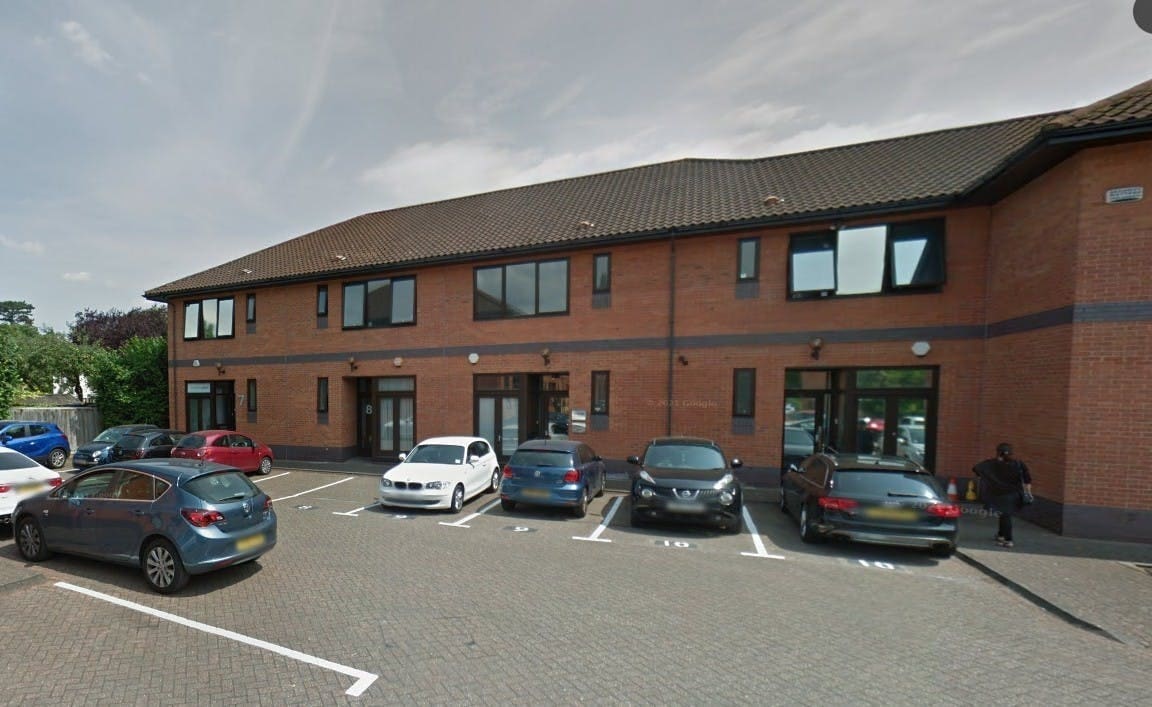 Hughenden Ave, High Wycombe for sale Primary Photo- Image 1 of 1