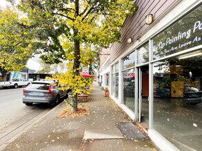 236-240 E Main St, Springfield, OR for rent Building Photo- Image 1 of 4