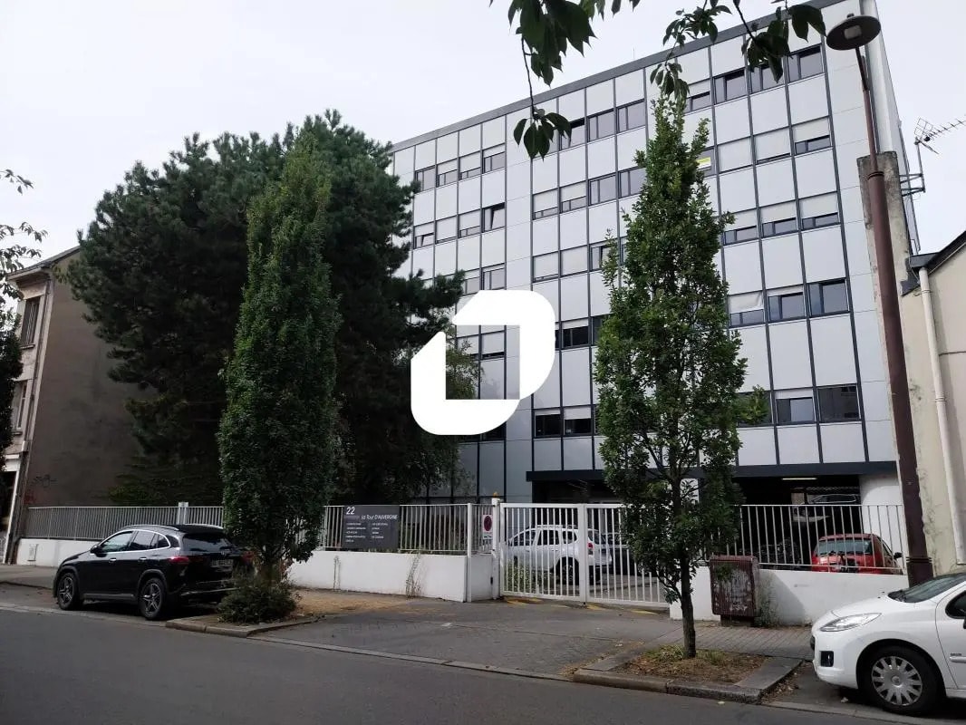 Office in Nantes to rent Building Photo- Image 1 of 7