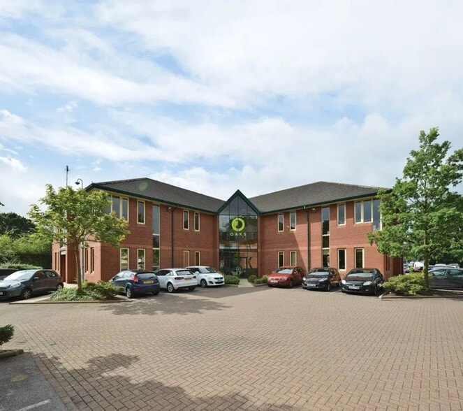 Crewe Rd, Manchester to rent - Building Photo - Image 1 of 2