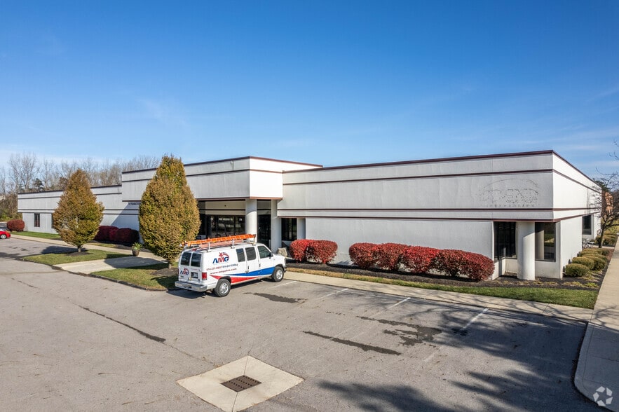 774 Park Meadow Rd, Westerville, OH for rent - Building Photo - Image 1 of 6