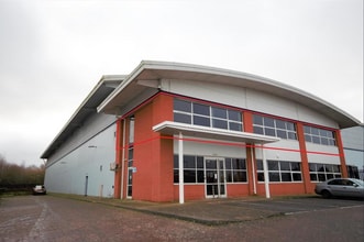 1-2 Fletchers Way, Warwick to rent Building Photo- Image 1 of 5