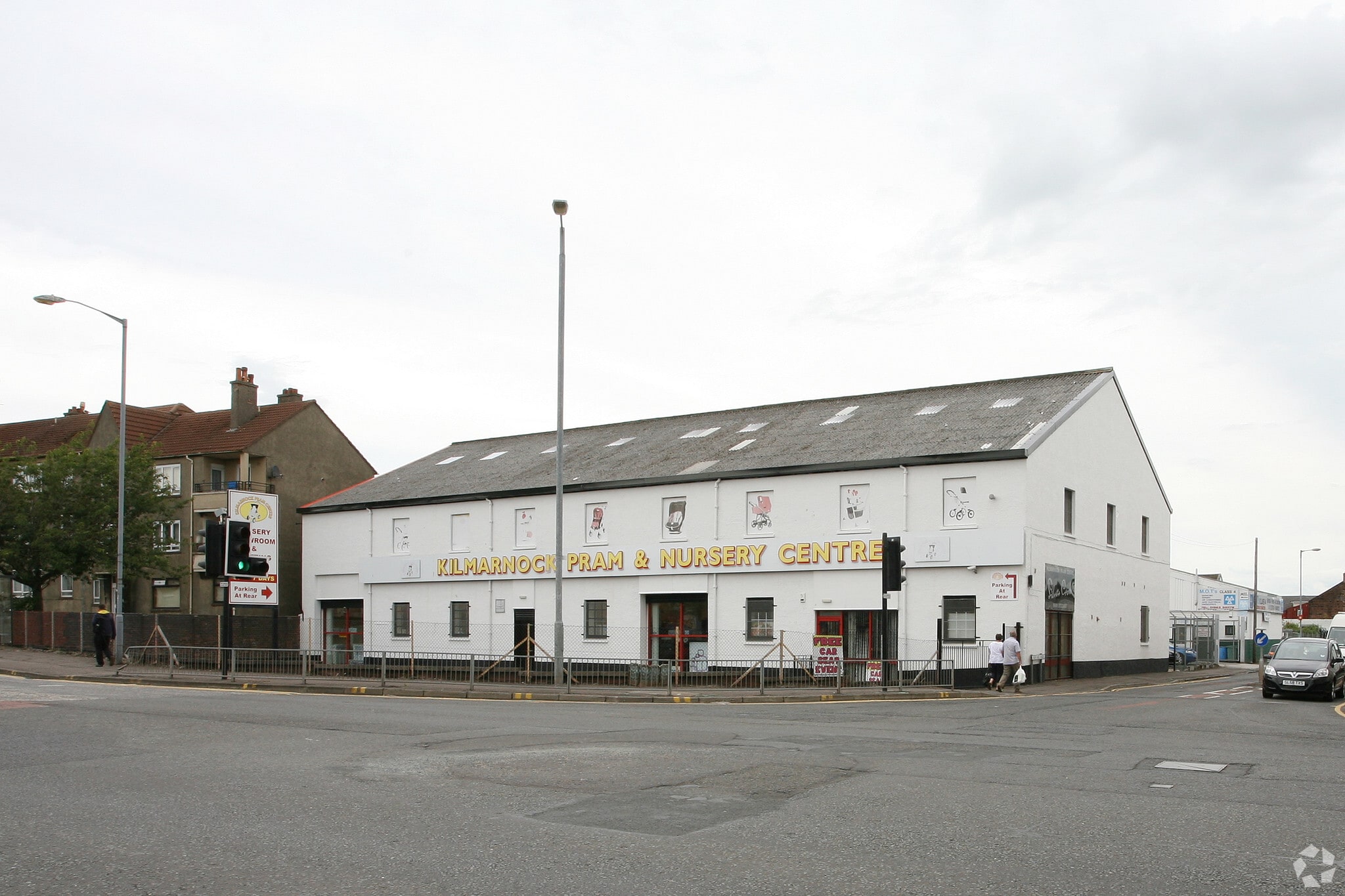 2 New Mill Rd, Kilmarnock to rent Primary Photo- Image 1 of 4