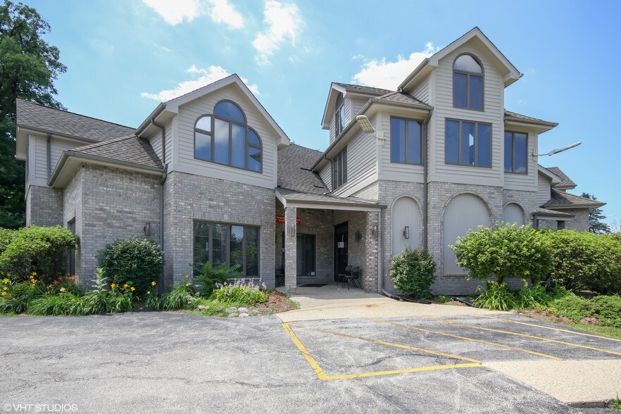 11900 Southwest Hwy, Palos Park 60464 UK