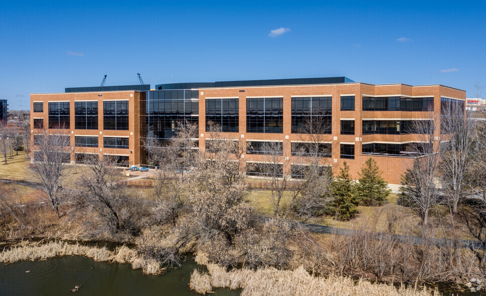 775 Prairie Center Dr, Eden Prairie, MN for rent - Building Photo - Image 1 of 6