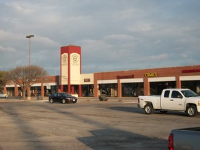 2708 Southwest Pky, Wichita Falls, TX for rent Building Photo- Image 1 of 5