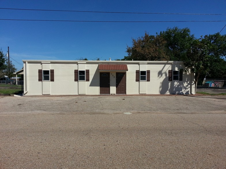 112 N Trice St, Willis, TX for sale - Primary Photo - Image 1 of 1