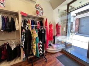 Retail in Manresa, Barcelona to rent Interior Photo- Image 2 of 5