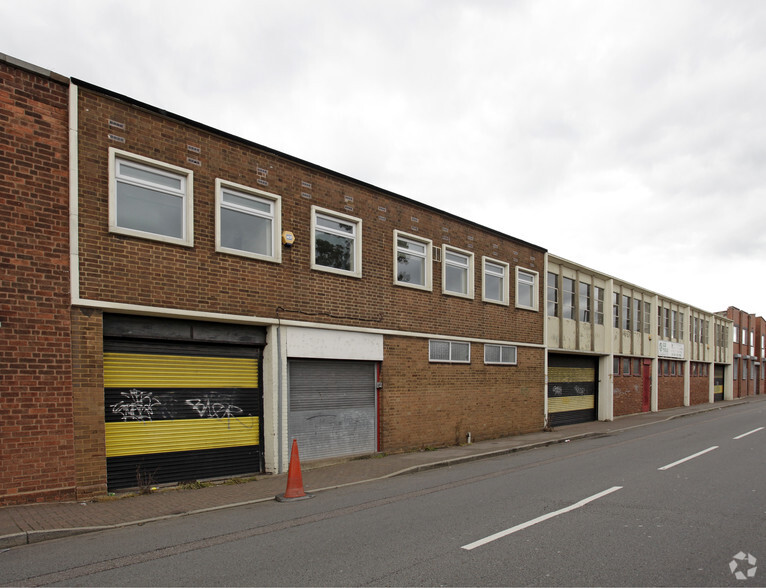 250-252 Great Lister St, Birmingham for rent - Building Photo - Image 2 of 2