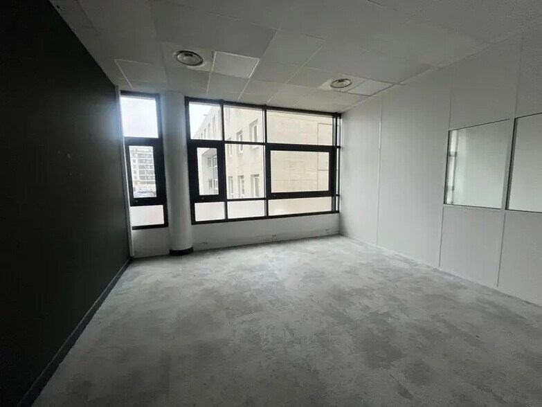 Office in Lyon to rent - Interior Photo - Image 3 of 14