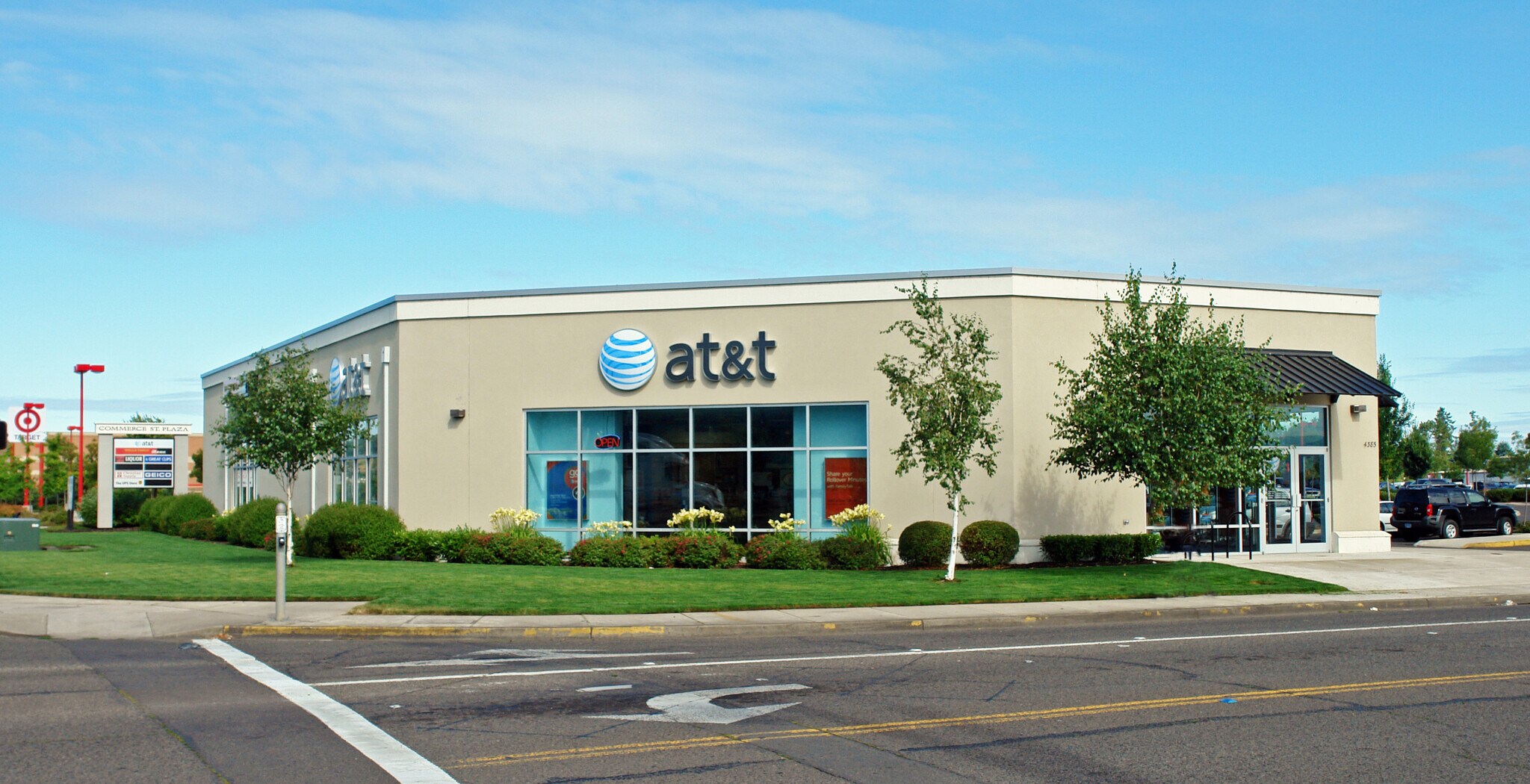 4325-4355 W 11th Ave, Eugene, OR to rent Building Photo- Image 1 of 6