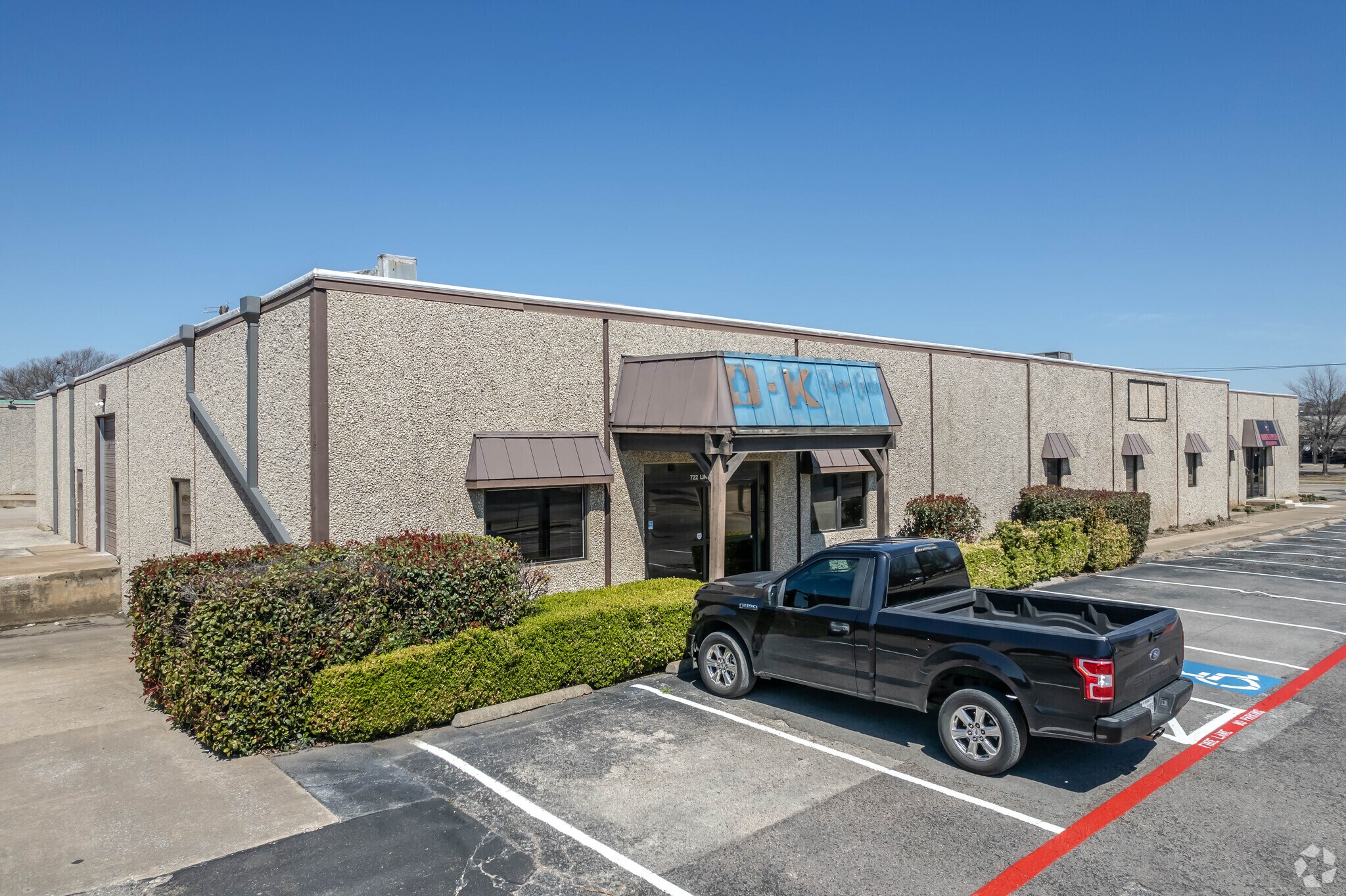 716-722 Lingco Dr, Richardson, TX for sale Primary Photo- Image 1 of 1