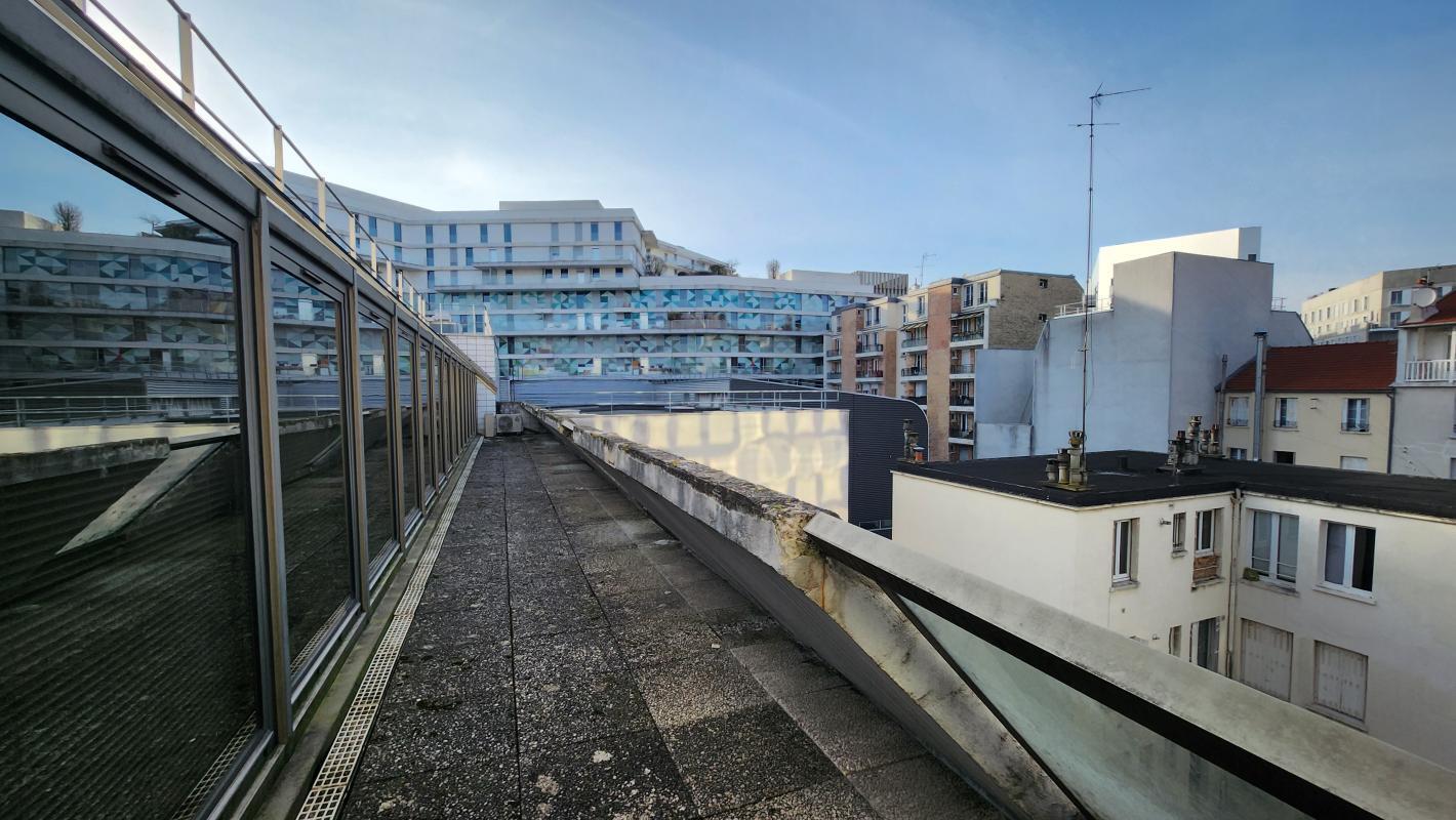 Office in Boulogne-Billancourt to rent Building Photo- Image 1 of 8
