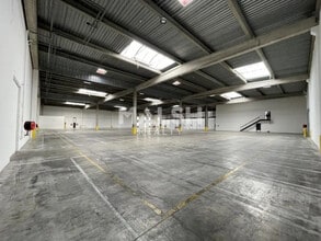 Light Industrial in Corbas to rent Interior Photo- Image 2 of 10