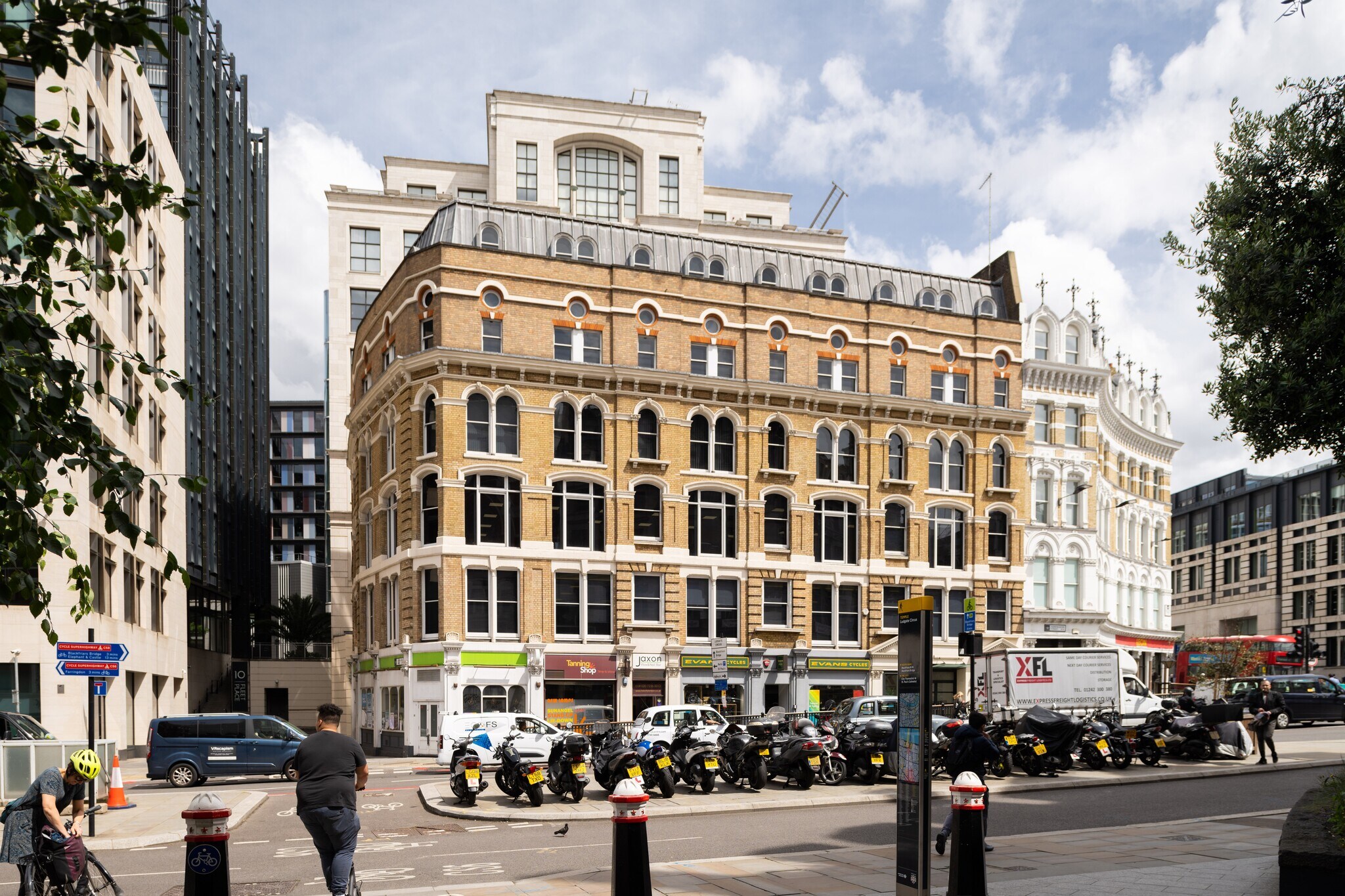 1 Farringdon St, London for sale Building Photo- Image 1 of 1