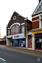 8 Park Rd, Wellingborough for rent Primary Photo- Image 1 of 4